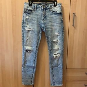 AE Light Wash Distressed Skinny Jeans